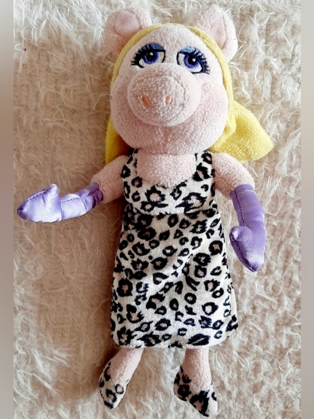 THE MUPPETS - MISS PIGGY - “THE MUPPETS MOVIE” - COLLECTIBLE